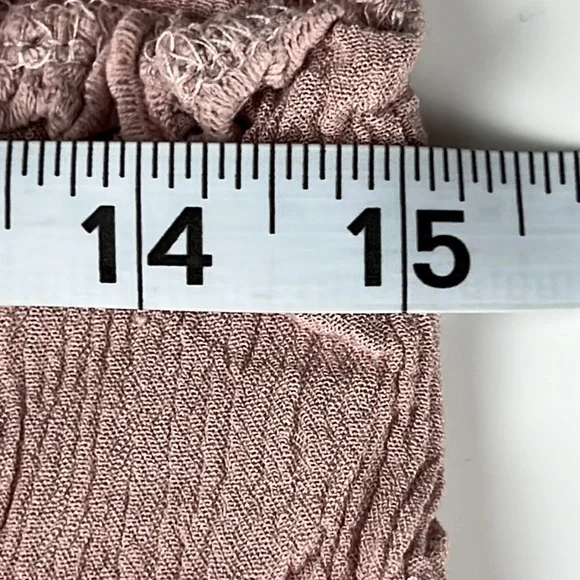 Aeropostale Eyelet Trim V-Neck Rose Pink Floral Ruffle Tank Top Sz: S - Picture 7 of 9